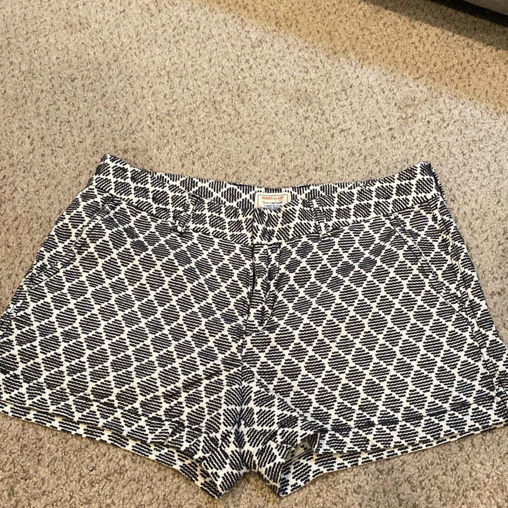 GAP shorts size 6